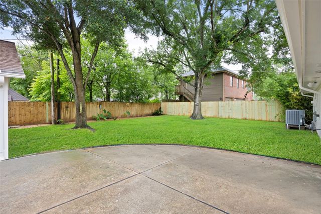 1911 Acacia Street, League City, TX 77573
