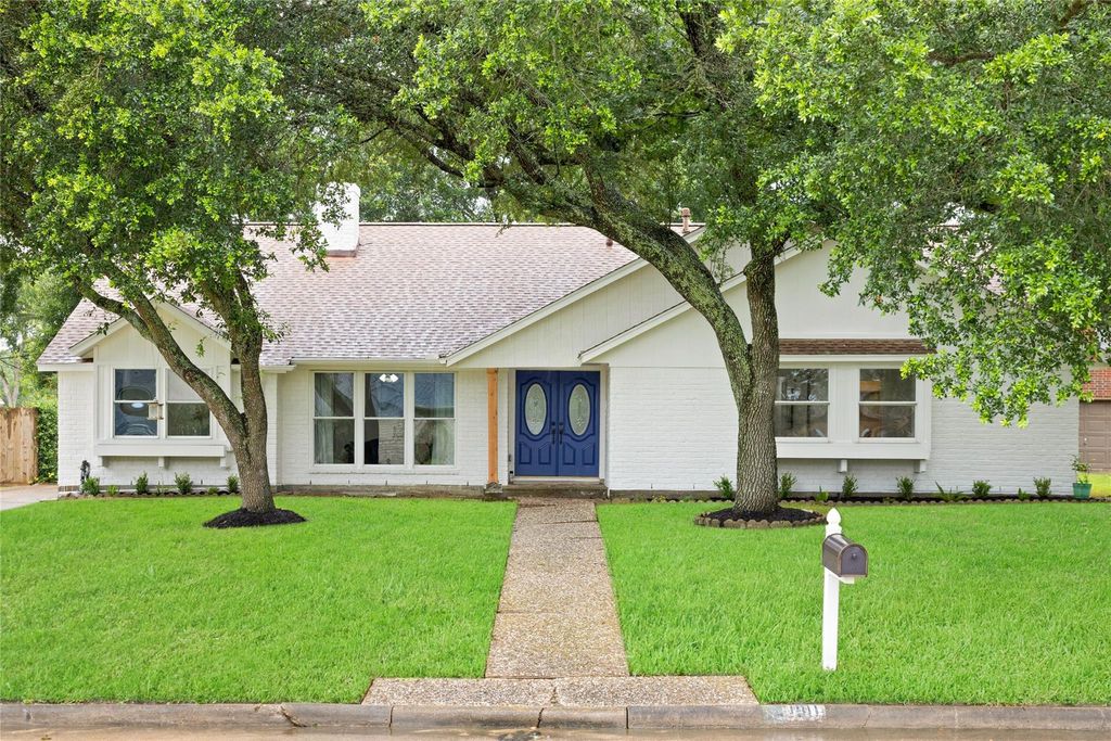 1911 Acacia Street, League City, TX 77573