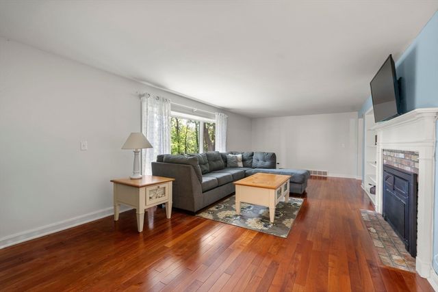 68 Chippingstone Road, Chatham, MA 02633