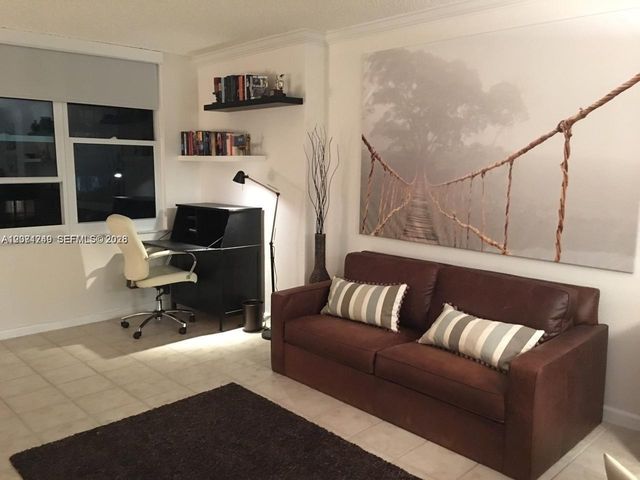 2501 S Ocean Drive 703, Hollywood, FL 33019