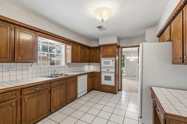 3422 Candlewisp Drive, Spring, TX 77388