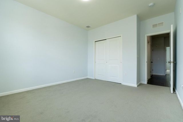 3 CANNON DR, Pennington, NJ 08534