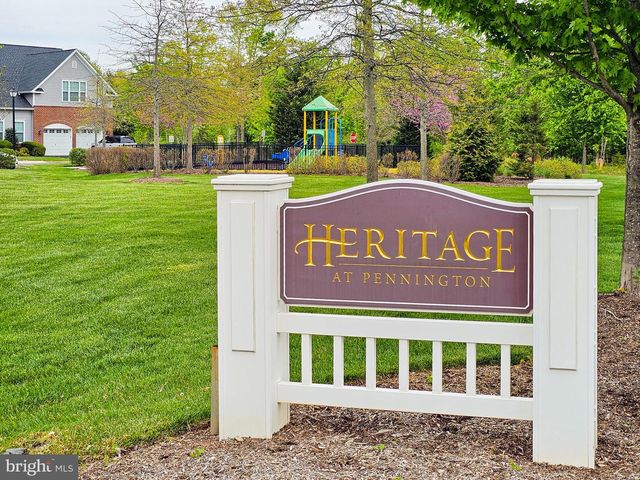 3 CANNON DR, Pennington, NJ 08534