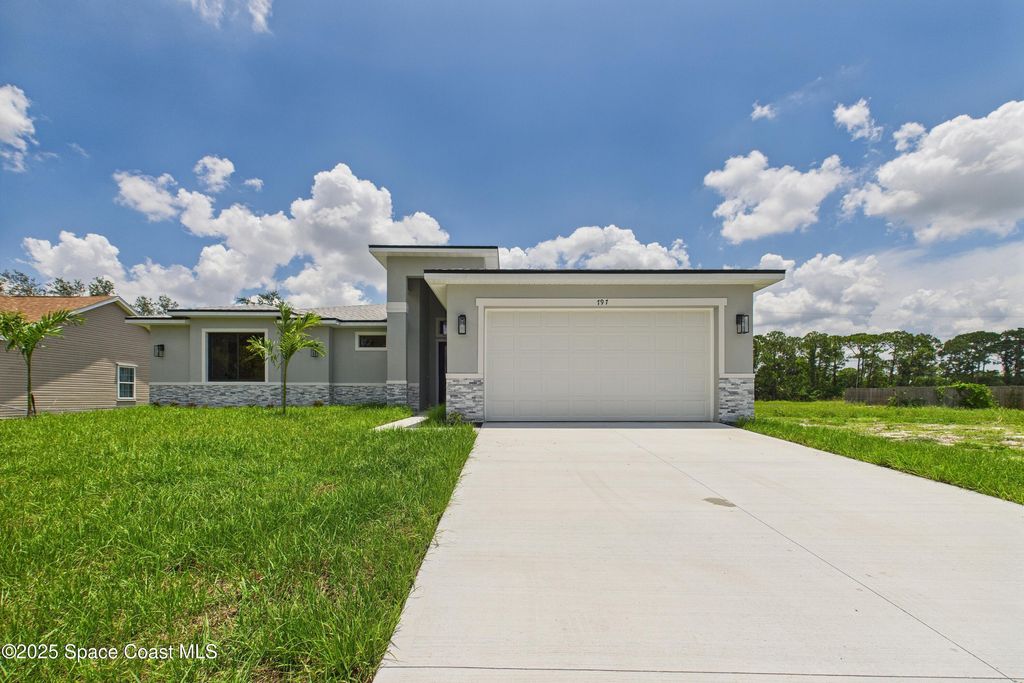 Image 1 of property listing at 797 Tejon Avenue SW, Palm Bay, FL 32908