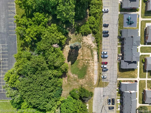 8304 Lanewood Street, Westland, MI 48185