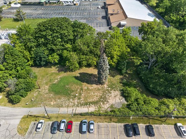 8304 Lanewood Street, Westland, MI 48185