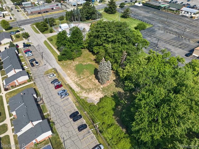 8304 Lanewood Street, Westland, MI 48185