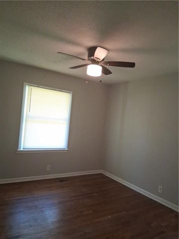 2078 E Lilac Lane, Decatur, GA 30032