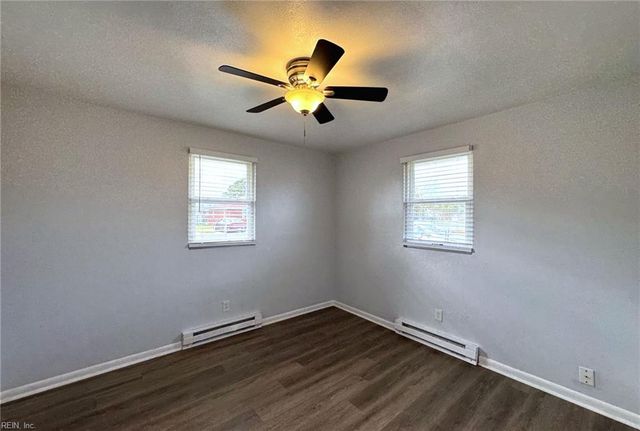 2008 Plow LN, Chesapeake, VA 23325