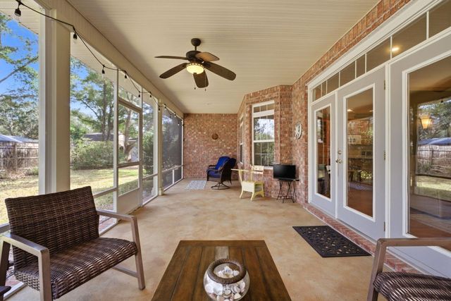 3166 Calle De Cortez, Navarre, FL 32566