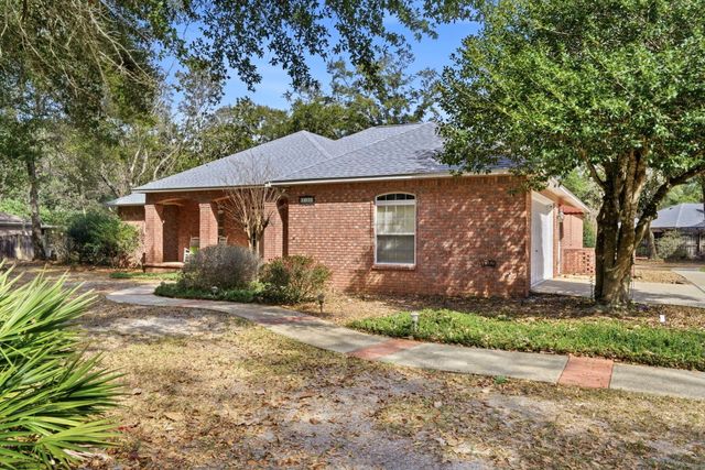 3166 Calle De Cortez, Navarre, FL 32566