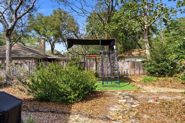 3166 Calle De Cortez, Navarre, FL 32566