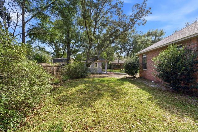 3166 Calle De Cortez, Navarre, FL 32566