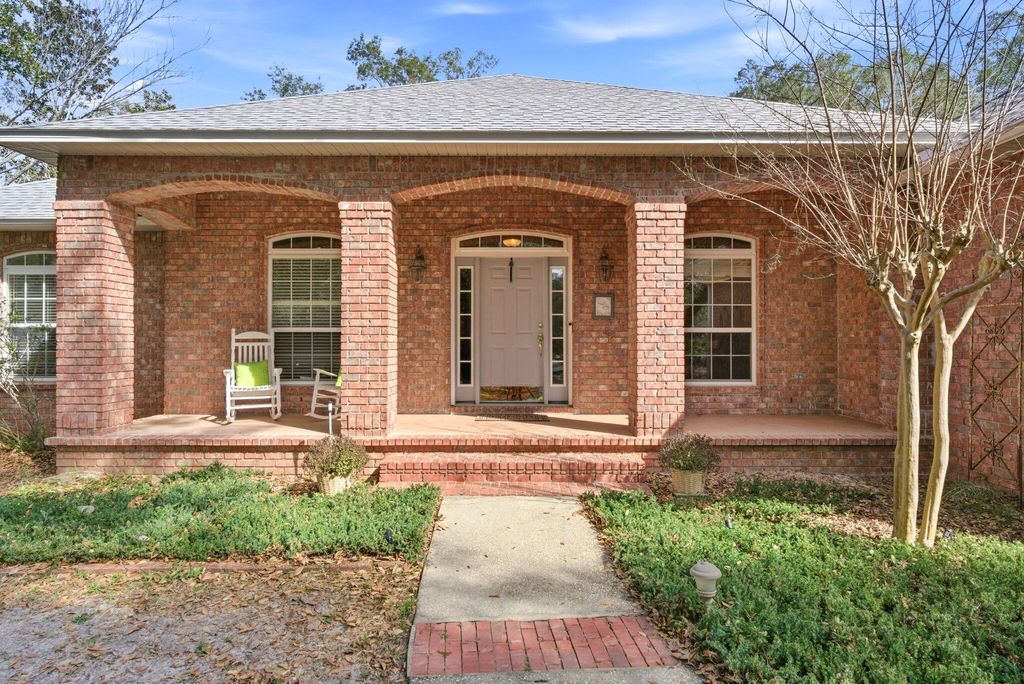 3166 Calle De Cortez, Navarre, FL 32566