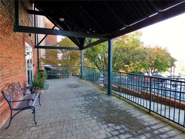 836 Oak Street 301, Winston-salem, NC 27101