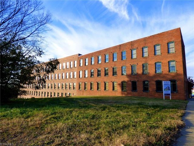 836 Oak Street 301, Winston-salem, NC 27101