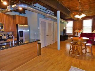 836 Oak Street 301, Winston-salem, NC 27101