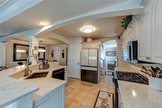 388 Forest Avenue, Massapequa, NY 11758