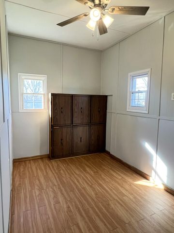 420 E Cumberland Avenue, Jamestown, KY 42629