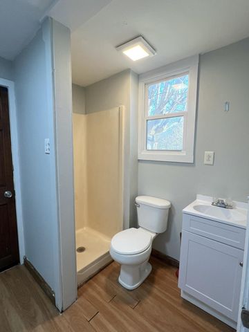 420 E Cumberland Avenue, Jamestown, KY 42629