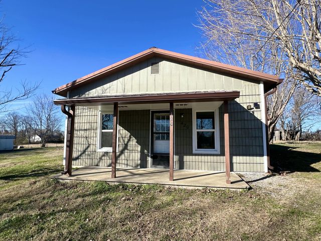 420 E Cumberland Avenue, Jamestown, KY 42629