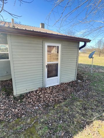 420 E Cumberland Avenue, Jamestown, KY 42629