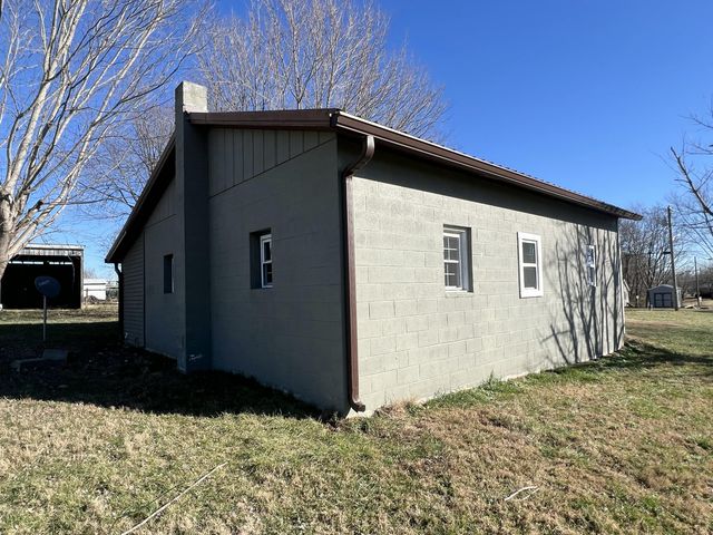 420 E Cumberland Avenue, Jamestown, KY 42629