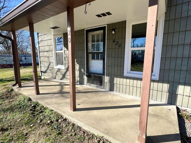 420 E Cumberland Avenue, Jamestown, KY 42629