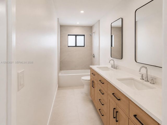 1141 NE 166th St, North Miami Beach, FL 33162