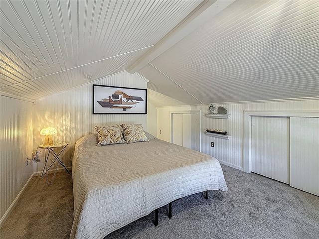 231 15TH AVENUE NE, St Petersburg, FL 33704