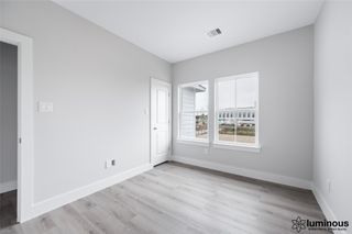 6702 Metro Boulevard 12, Houston, TX 77083