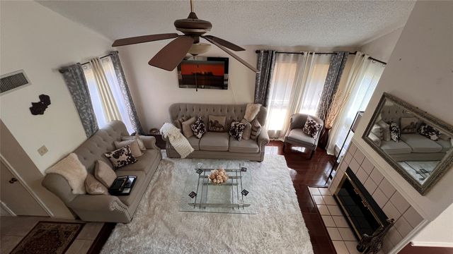 3824 Dalston Lane, Plano, TX 75023