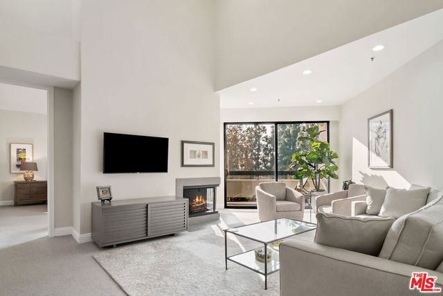 2112 Century Park Lane 411, Los Angeles, CA 90067