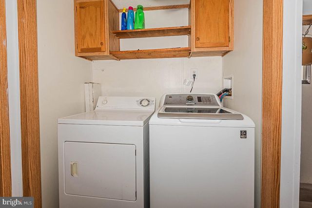 8021 FAIR BREEZE DR, Severn, MD 21144