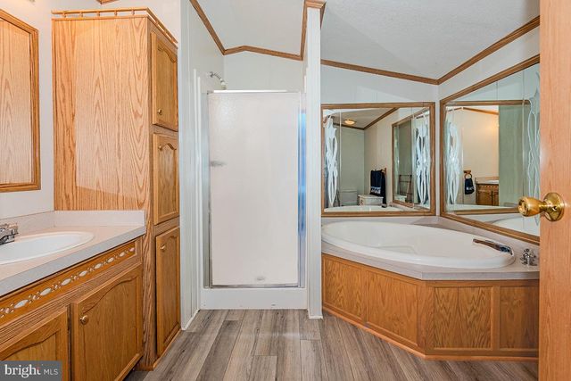 8021 FAIR BREEZE DR, Severn, MD 21144