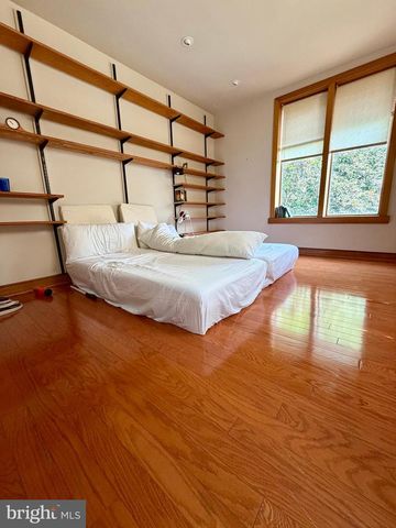 4518 REGENT ST, Philadelphia, PA 19143