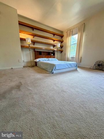 4518 REGENT ST, Philadelphia, PA 19143