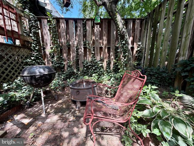 4518 REGENT ST, Philadelphia, PA 19143