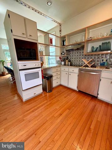 4518 REGENT ST, Philadelphia, PA 19143
