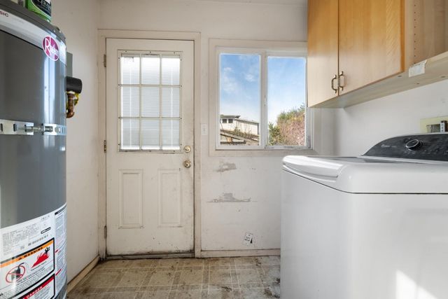 212 Winona Avenue, Pacifica, CA 94044