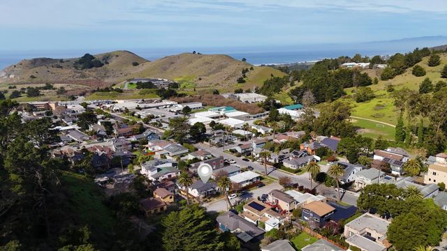 212 Winona Avenue, Pacifica, CA 94044