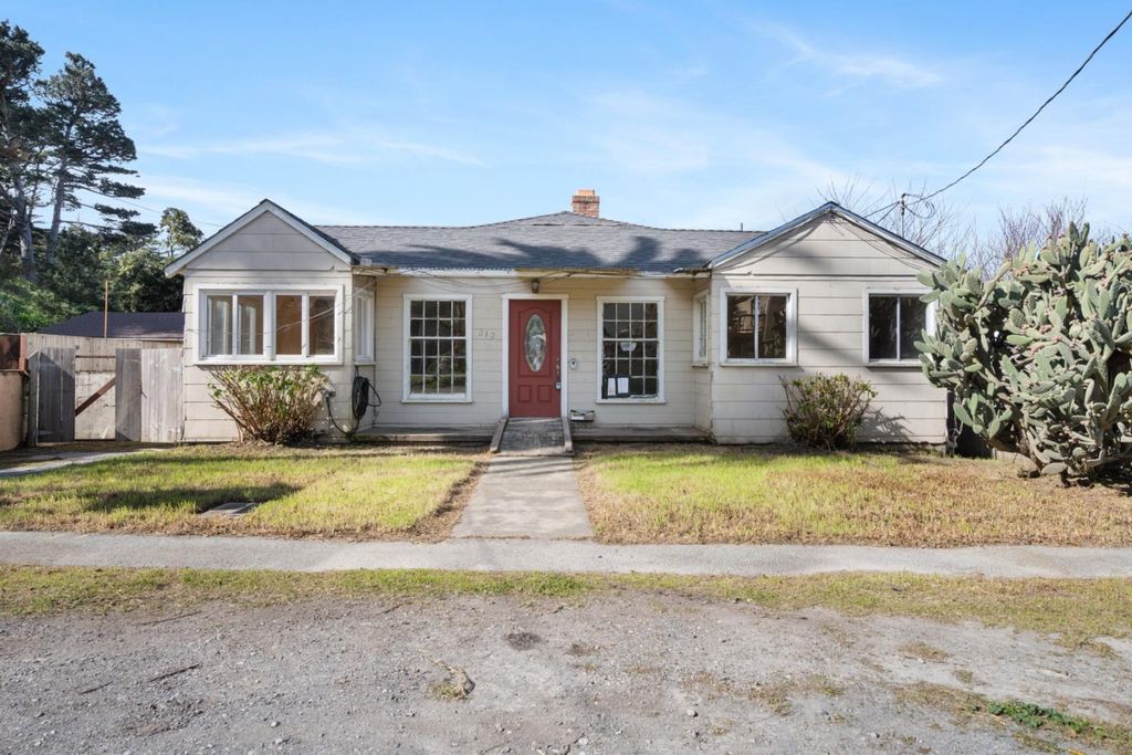 212 Winona Avenue, Pacifica, CA 94044