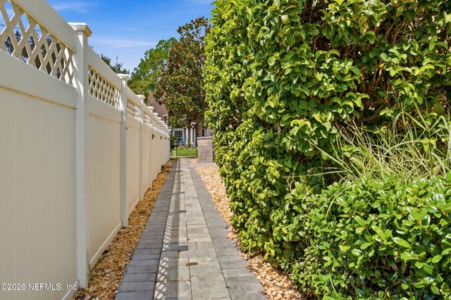 804 STELLING Court, St. Johns, FL 32259