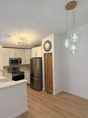 9127 SW 21st Street E, Boca Raton, FL 33428
