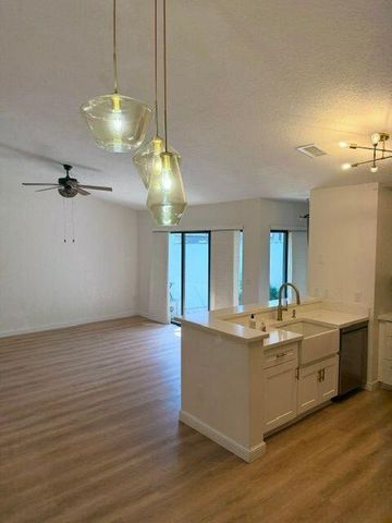 9127 SW 21st Street E, Boca Raton, FL 33428