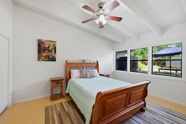 513 W Easy Street, Sherman, TX 75092