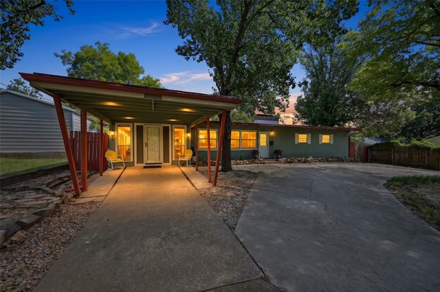 513 W Easy Street, Sherman, TX 75092