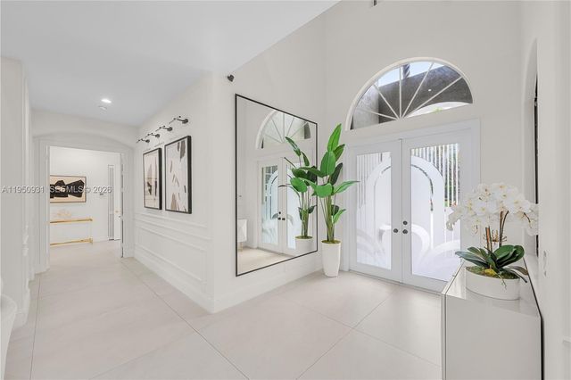 6006 Pinewood Avenue, Parkland, FL 33067