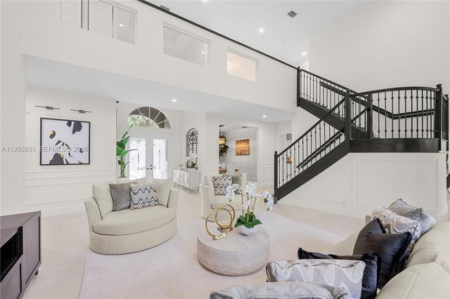 6006 Pinewood Avenue, Parkland, FL 33067