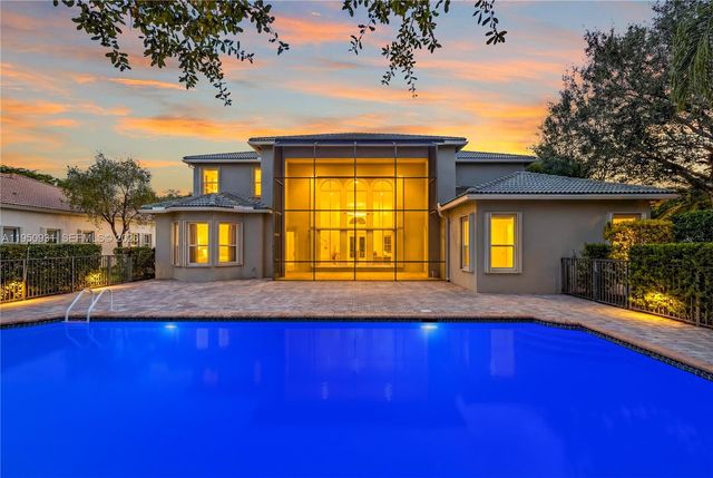 6006 Pinewood Avenue, Parkland, FL 33067